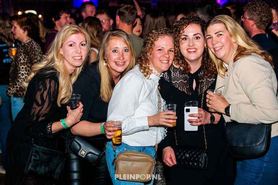 Publiek Bewerkt    (8)